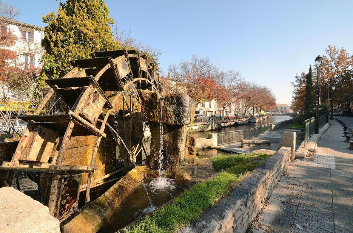 Gite De L'Olivier, Classe, Climatise, Jardin Avec Parking Gratuit Devant Le Logement Et A 5 Minutes Du Centre-Ville A Pied LʼIsle-sur-la-Sorgue Exteriör bild