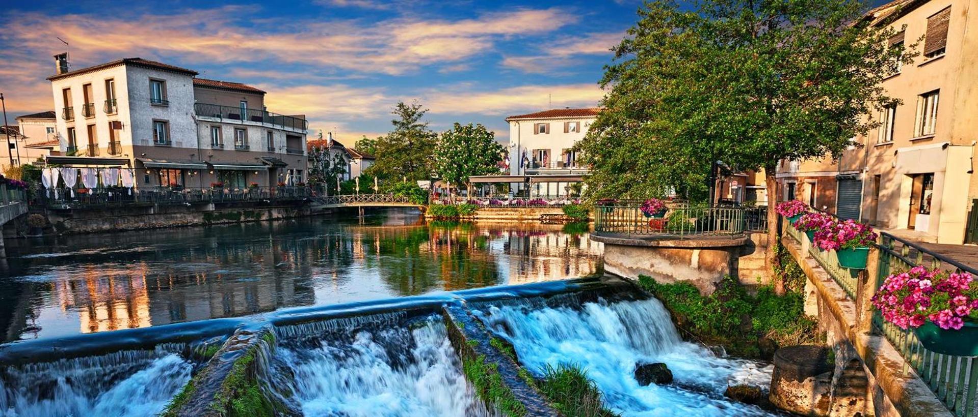 Gite De L'Olivier, Classe, Climatise, Jardin Avec Parking Gratuit Devant Le Logement Et A 5 Minutes Du Centre-Ville A Pied LʼIsle-sur-la-Sorgue Exteriör bild